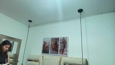 Snapshot of iliy_ chatting on 9, 11, 2025 ILY online show from 9, 11, 2025