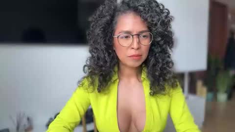 Kloe online show from 18, 11, 2025