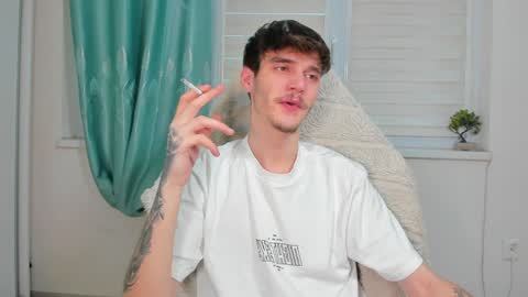 Snapshot of illusions888 chatting on 2, 2, 2025 D-Illusion online show from 2, 2, 2025