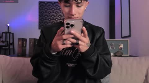 Snapshot of im__thomas chatting on 19, 10, 2025 IM  THOMAS online show from 19, 10, 2025