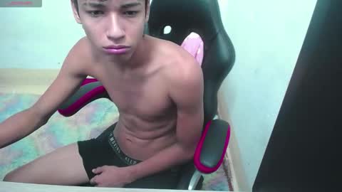 im_david01 online show from 25, 10, 2025