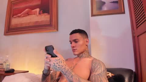 Snapshot of im_dominike chatting on 29, 1, 2025 im_dominike online show from 29, 1, 2025