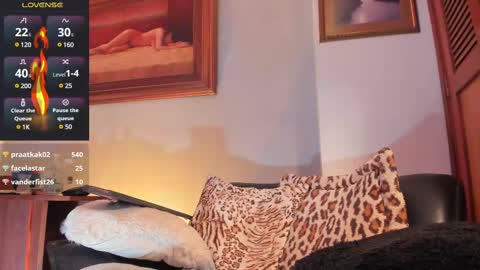 Snapshot of im_dominike chatting on 1, 3, 2025 im_dominike online show from 1, 3, 2025