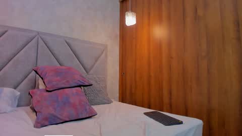 Manu  online show from 18, 2, 2026