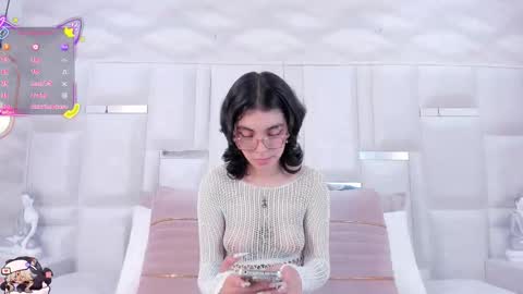 Moly  online show from 22, 9, 2025