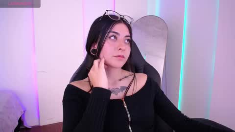 Jade Rosse online show from 4, 2, 2026