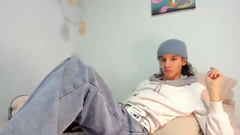 Colton Alvin Independent model online show from 25, 1, 2025