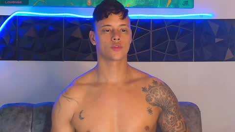 Snapshot of imconor chatting on 4, 12, 2024 imconor online show from 4, 12, 2024