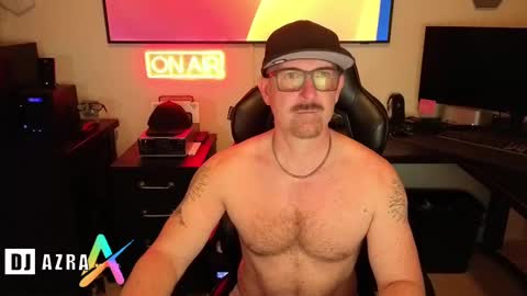 Snapshot of imdjazra chatting on 16, 2, 2025 DJ Azra online show from 16, 2, 2025