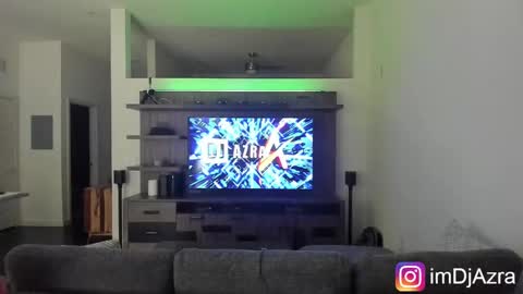 Snapshot of imdjazra chatting on 27, 9, 2025 DJ Azra online show from 27, 9, 2025