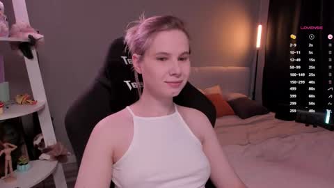 Snapshot of imnotmia chatting on 3, 7, 2026 Mia online show from 3, 7, 2026
