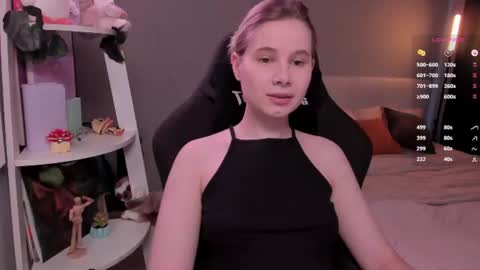 Snapshot of imnotmia chatting on 6, 7, 2026 Mia online show from 6, 7, 2026