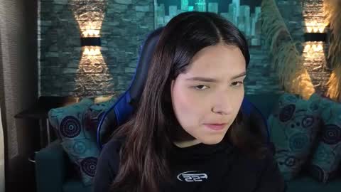 Karen  online show from 6, 10, 2025