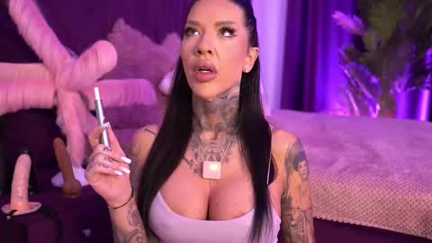 Scarlet online show from 14, 2, 2026