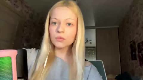 Snapshot of inamillsap chatting on 25, 2, 2026 Lola online show from 25, 2, 2026