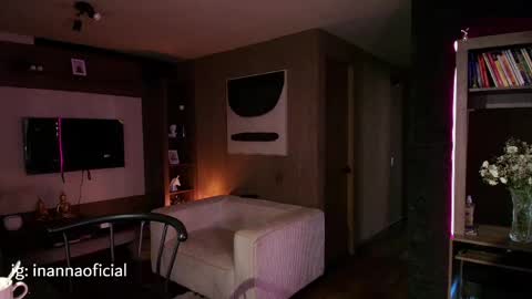 Inanna del Mar online show from 1, 6, 2026