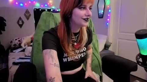 Inarafoxx online show from 17, 6, 2026