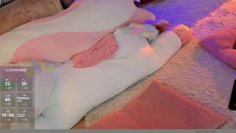 Snapshot of inchcaser chatting on 25, 6, 2026 Dina Help me reach 100 likes online show from 25, 6, 2026