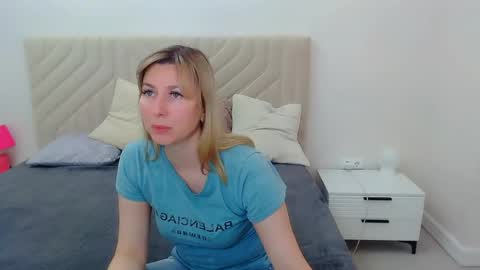incredible_ariela online show from 24, 5, 2026
