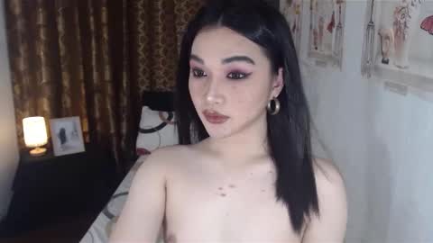 indestructabletrixie online show from 11, 3, 2025