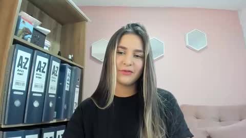 Lana online show from 10, 3, 2025