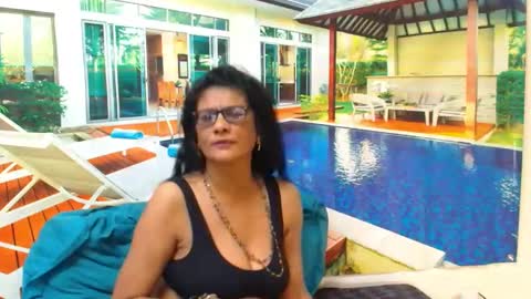 Femiez online show from 22, 1, 2025