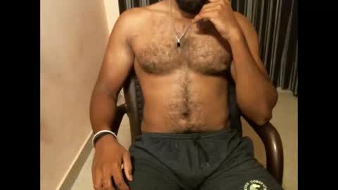 Snapshot of indianbull2023 chatting on 6, 5, 2026 indian slim boy with big for u online show from 6, 5, 2026