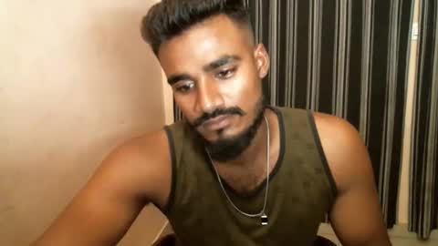 Snapshot of indianbull2023 chatting on 29, 5, 2026 indian slim boy with big for u online show from 29, 5, 2026
