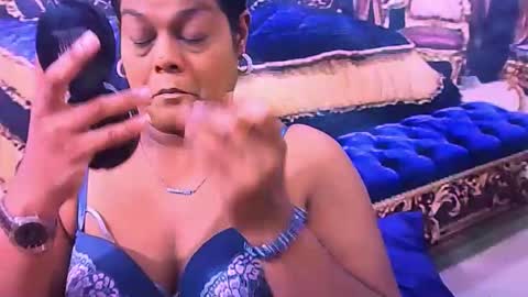 indiancherrypie online show from 25, 2, 2026