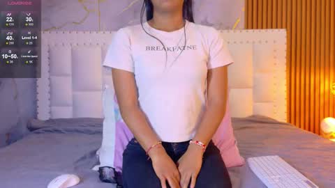 LITTLE AINHOA  online show from 18, 3, 2026