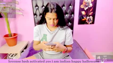 PARADISEQUEEN online show from 14, 11, 2025