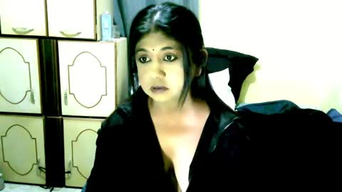 indianpleasures21 online show from 16, 6, 2026