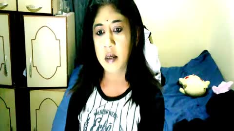 indianpleasures21 online show from 30, 6, 2026