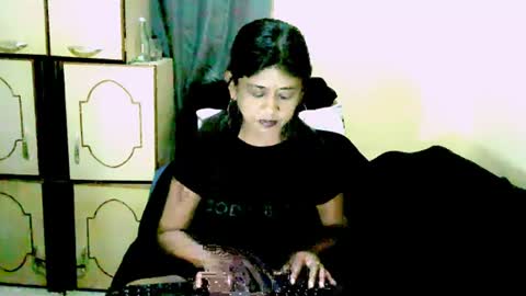 indianpleasures21 online show from 4, 8, 2026