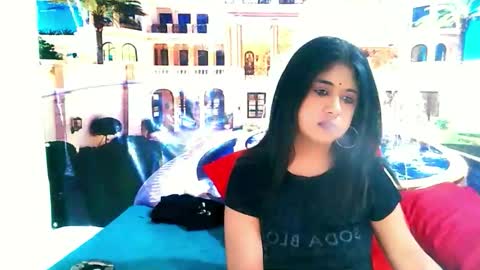 Mika online show from 5, 1, 2026