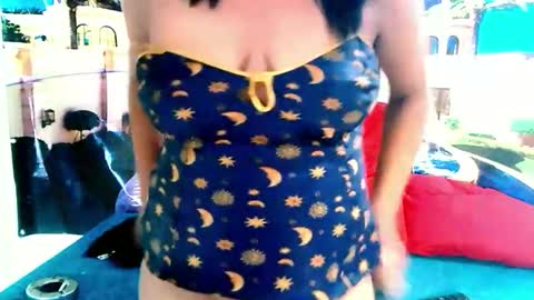 Mika online show from 7, 1, 2026