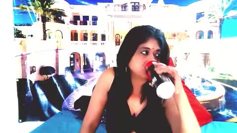 Mika online show from 8, 1, 2026