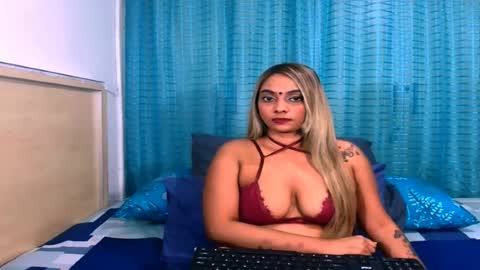 Snapshot of indiansecretlove20 chatting on 13, 7, 2026 goddess online show from 13, 7, 2026