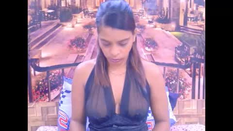 indiansexyass4u2luv online show from 2, 2, 2026