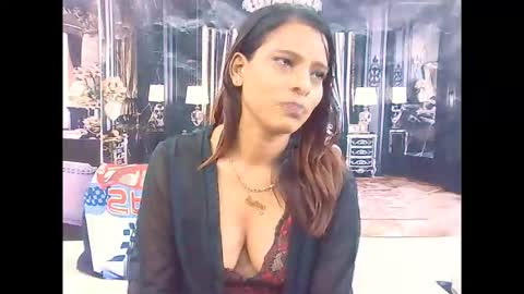 indiansexyass4u2luv online show from 3, 2, 2026