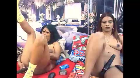 indiansexyass4u2luv online show from 14, 2, 2026