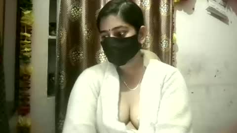 indiansexyqueen online show from 11, 1, 2026