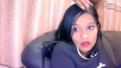 indiansexyy21 online show from 25, 7, 2026