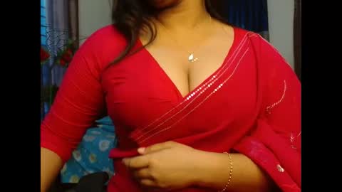 Snapshot of indiantina chatting on 9, 11, 2025 tina online show from 9, 11, 2025