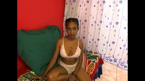 indianvixen07 online show from 22, 2, 2026