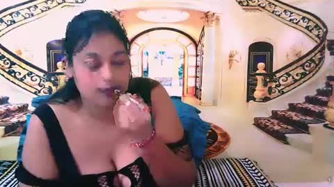 Snapshot of indianyummy chatting on 21, 2, 2025 Kajol online show from 21, 2, 2025