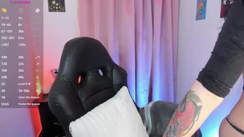 Snapshot of indra_cam chatting on 19, 2, 2026 Diana online show from 19, 2, 2026