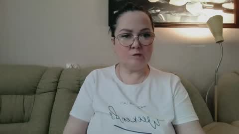 Snapshot of infinity_loveliness chatting on 21, 4, 2026 Infinity online show from 21, 4, 2026