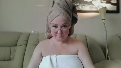 Snapshot of infinity_loveliness chatting on 5, 6, 2026 Infinity online show from 5, 6, 2026