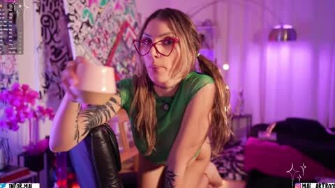 Snapshot of informal_ chatting on 17, 1, 2025 MAL ---  online show from 17, 1, 2025